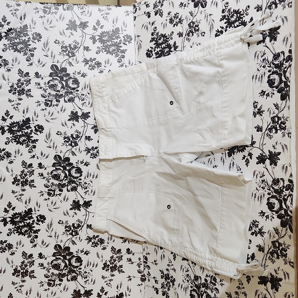 Bamboo traders  short  c35